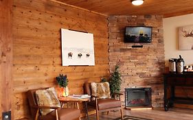 Elkhorn Cabins And Inn